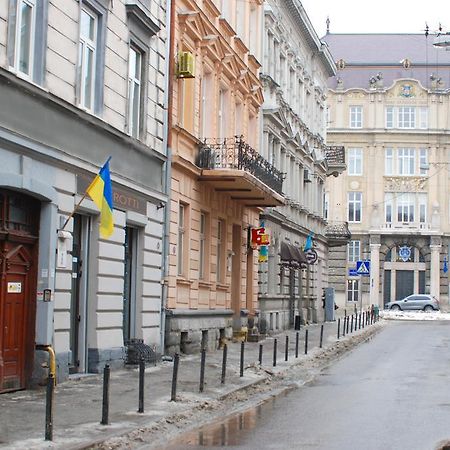 Central Apartments Lviv Exterior photo