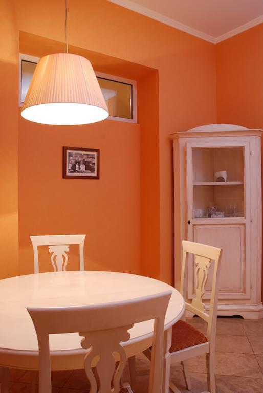 Central Apartments Lviv Room photo
