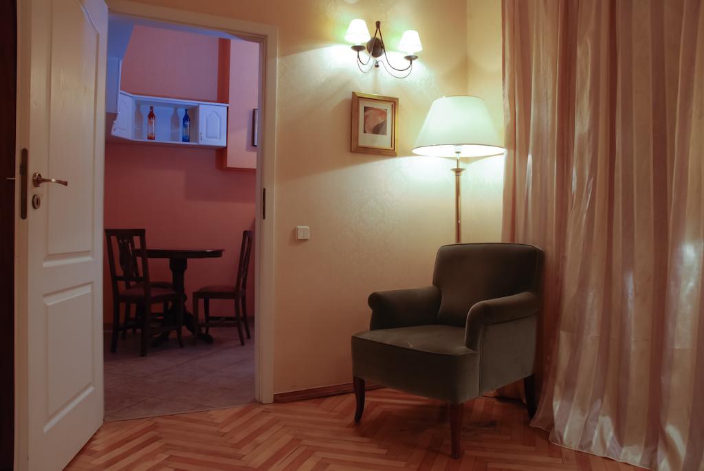 Central Apartments Lviv Room photo
